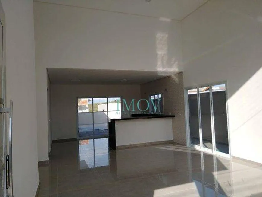 Foto 1 de Casa de Condomínio com 3 Quartos para venda ou aluguel, 250m² em Condominio Terras do Vale, Caçapava