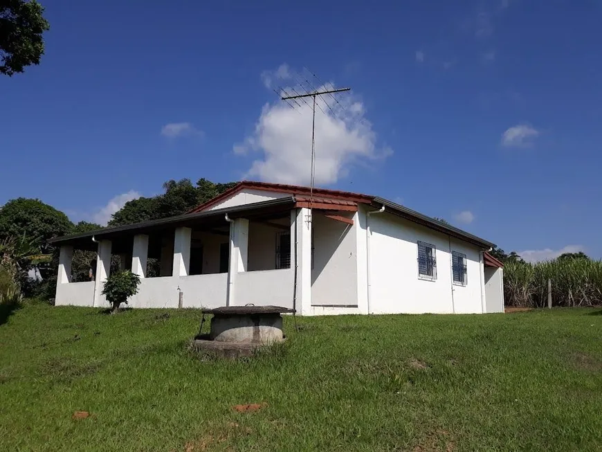 Foto 1 de Fazenda/Sítio com 3 Quartos à venda, 3000m² em Mirandópolis, São Paulo