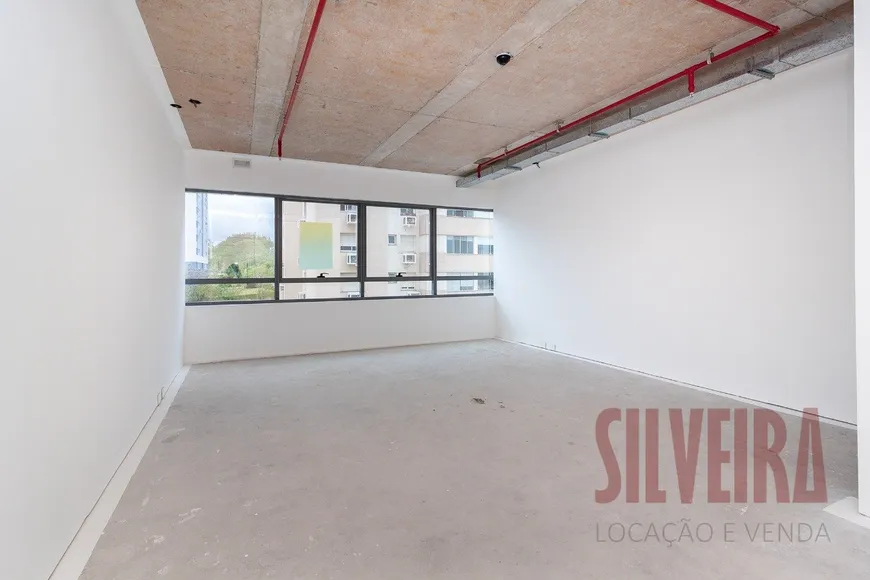 Foto 1 de Sala Comercial à venda, 37m² em Chácara das Pedras, Porto Alegre