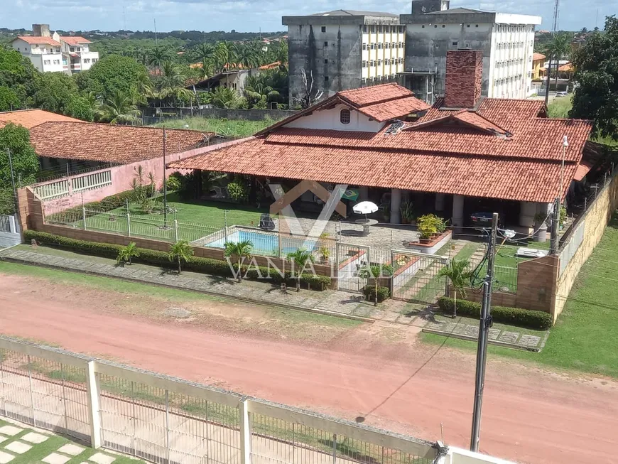 Foto 1 de Casa com 4 Quartos para alugar, 396m² em , Salinópolis