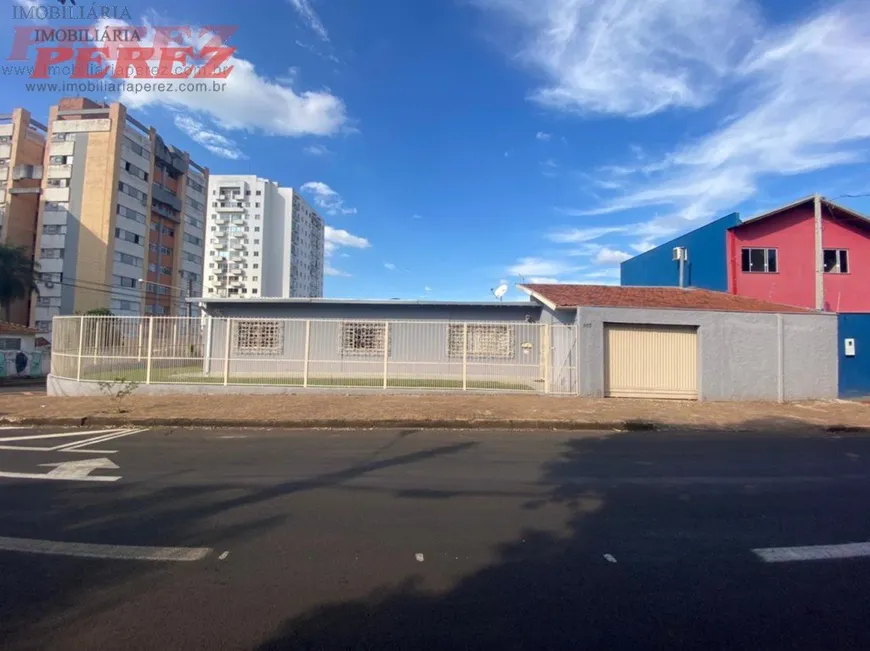 Foto 1 de Casa com 3 Quartos à venda, 215m² em Centro, Londrina