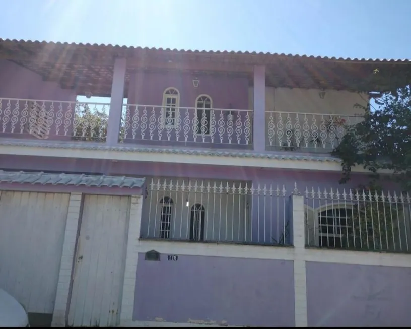 Foto 1 de Casa com 3 Quartos à venda, 360m² em Miguel Couto, Nova Iguaçu