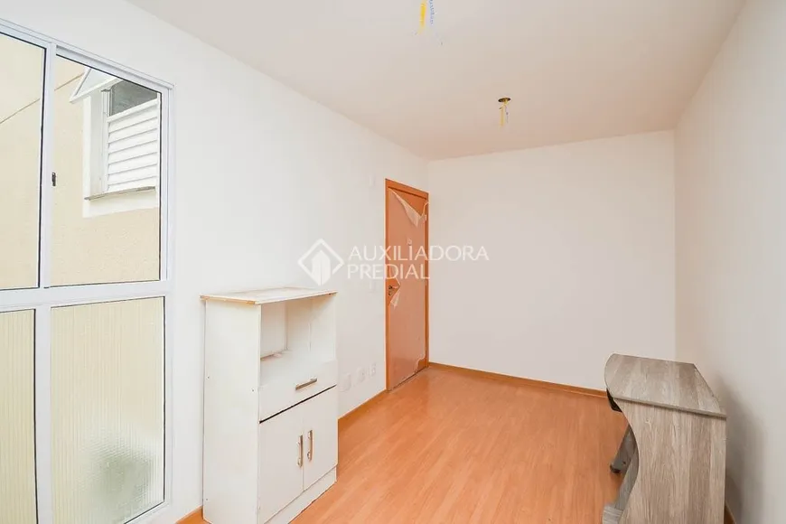 Foto 1 de Apartamento com 2 Quartos para alugar, 41m² em Restinga, Porto Alegre
