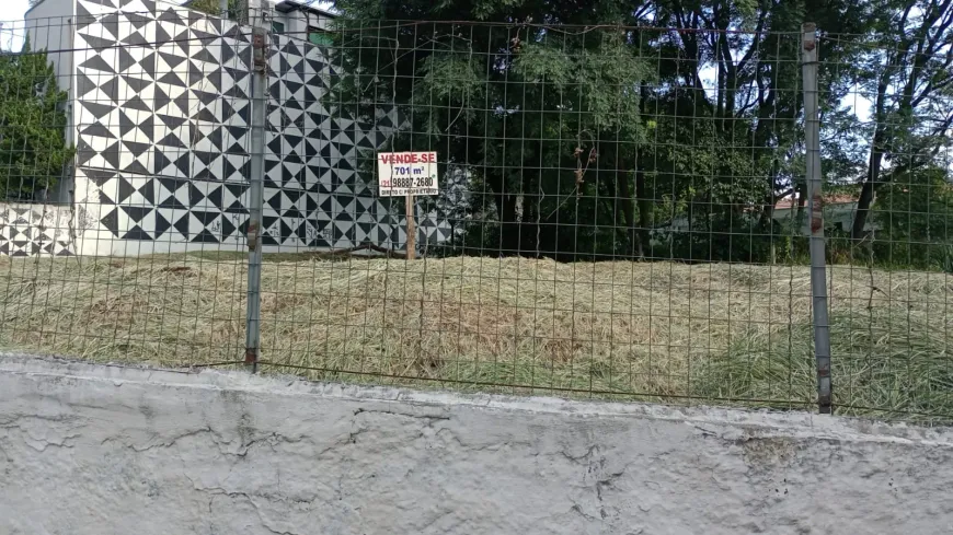 Foto 1 de Lote/Terreno à venda, 701m² em Boaçava, São Paulo