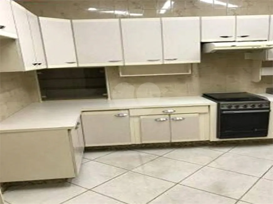 Foto 1 de Sobrado com 2 Quartos à venda, 174m² em Pacaembu, São Paulo