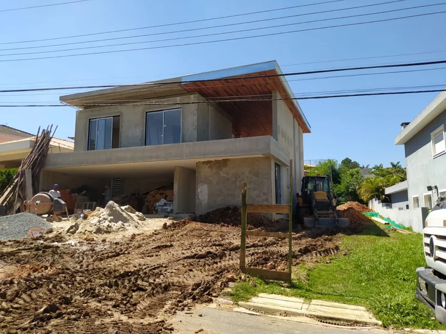 Foto 1 de Casa de Condomínio com 3 Quartos à venda, 410m² em Residencial Morada dos Lagos, Barueri