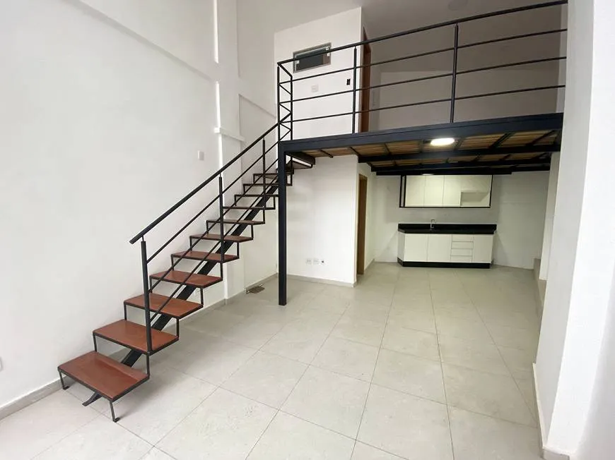 Foto 1 de Apartamento com 1 Quarto para alugar, 55m² em Manoel Honório, Juiz de Fora