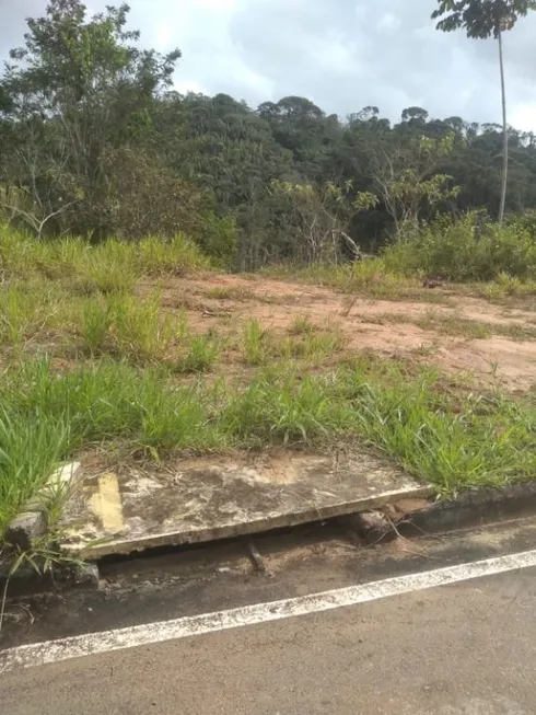 Foto 1 de Lote/Terreno à venda, 878m² em Centro, Simões Filho