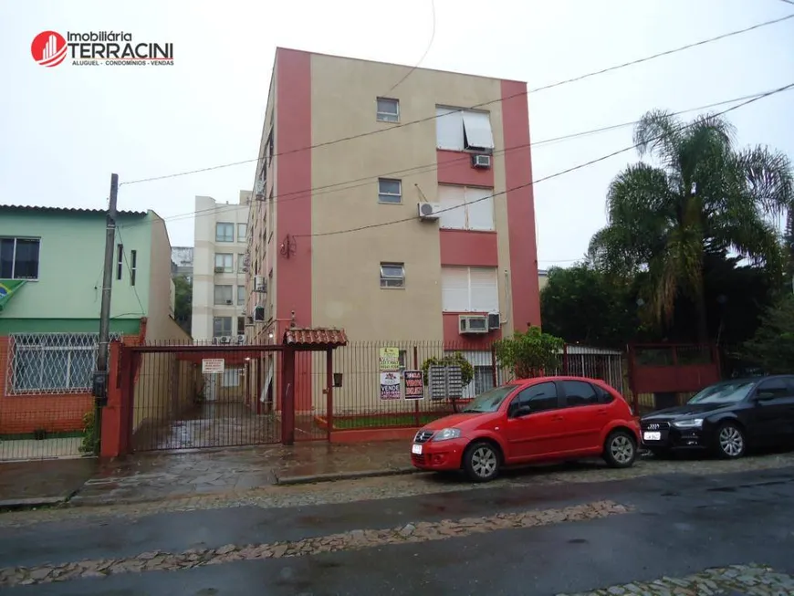 Foto 1 de Apartamento com 2 Quartos à venda, 52m² em Passo da Areia, Porto Alegre