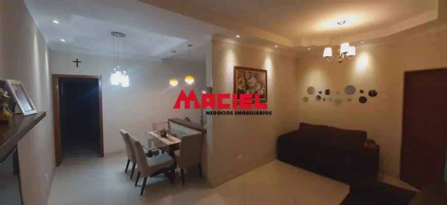 Foto 1 de Casa com 2 Quartos à venda, 110m² em Residencial Santa Paula, Jacareí