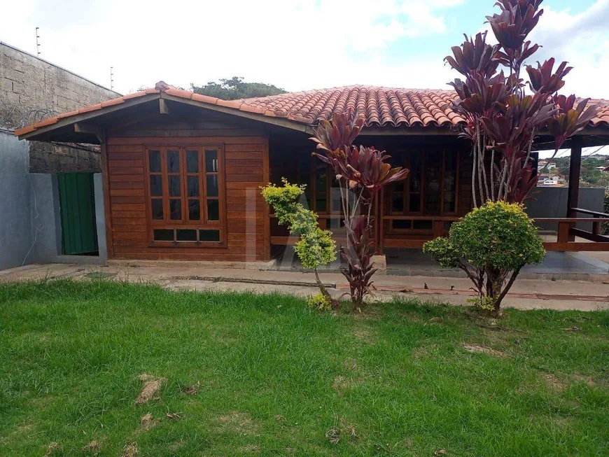 Foto 1 de Casa com 3 Quartos à venda, 200m² em Trevo, Belo Horizonte