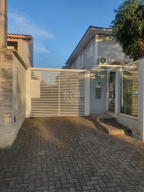 Foto 1 de Casa de Condomínio com 2 Quartos à venda, 75m² em Nossa Senhora das Graças, Canoas