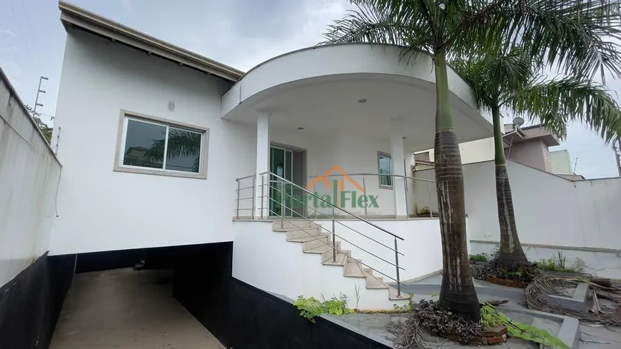 Foto 1 de Casa com 3 Quartos à venda, 150m² em Colina de Laranjeiras, Serra