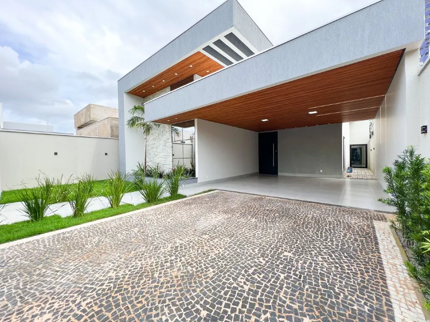 Foto 1 de Casa com 4 Quartos à venda, 260m² em Plano Diretor Sul, Palmas