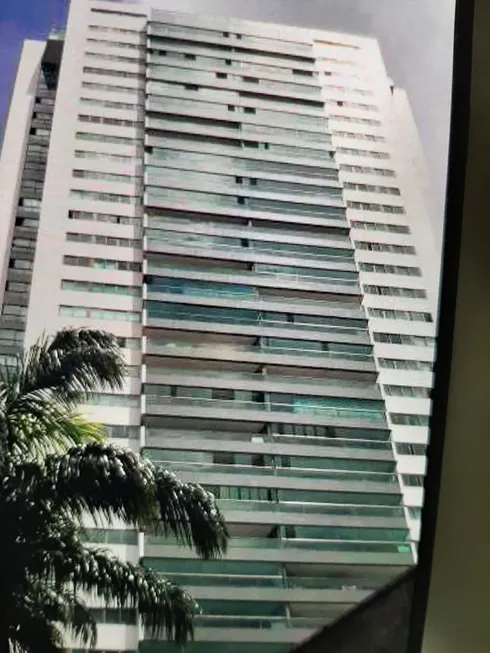 Foto 1 de Apartamento com 4 Quartos à venda, 208m² em Jaqueira, Recife