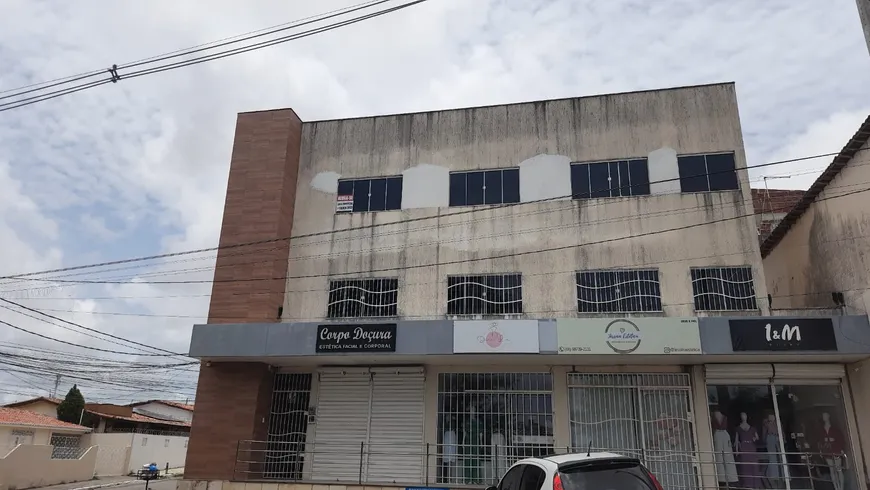 Foto 1 de Ponto Comercial para alugar, 90m² em Candelária, Natal