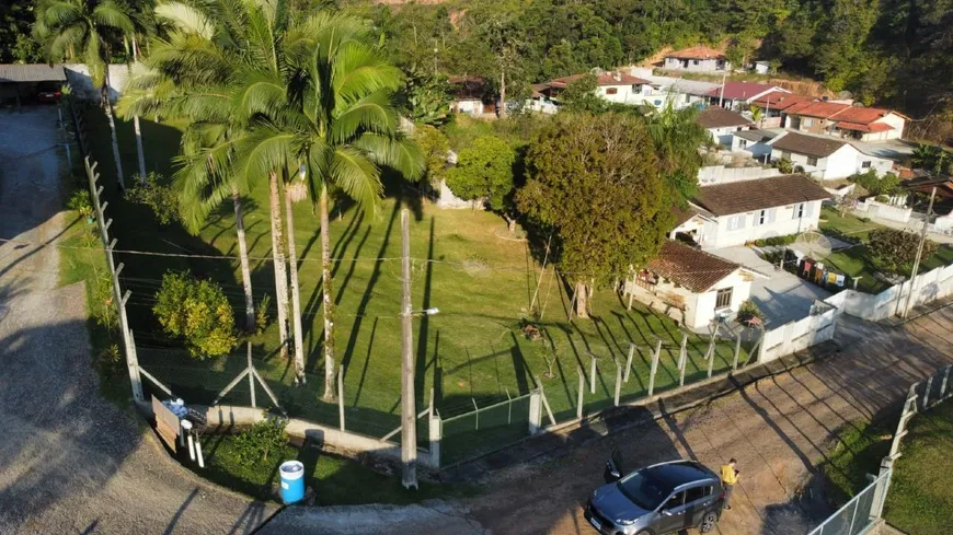 Foto 1 de Casa com 2 Quartos à venda, 2143m² em Cedrinho, Brusque