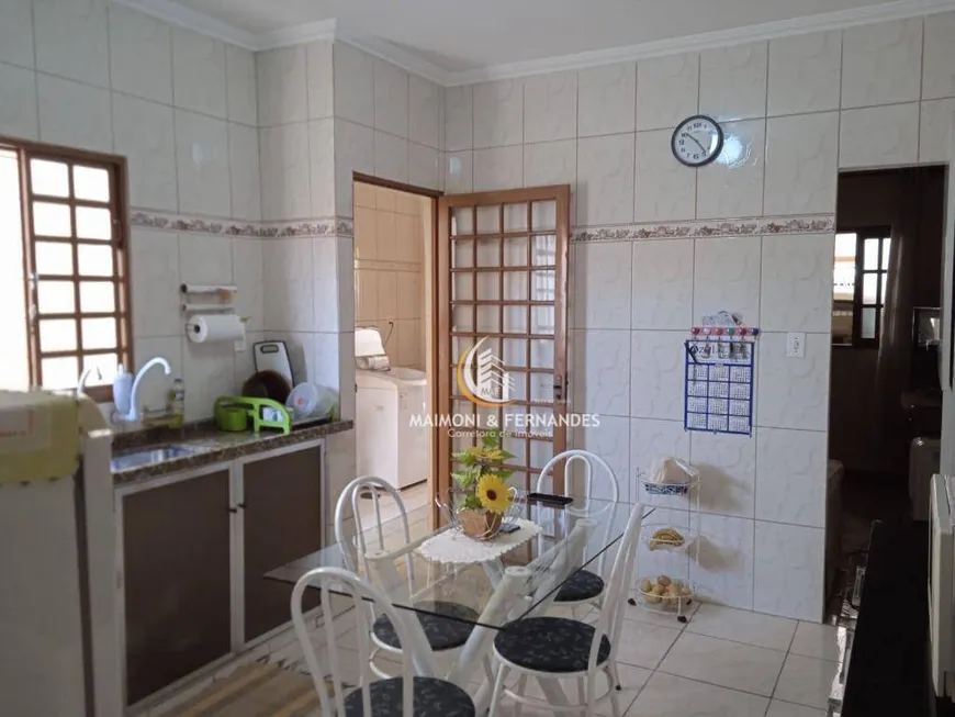 Foto 1 de Casa com 2 Quartos à venda, 82m² em Jardim Novo, Rio Claro