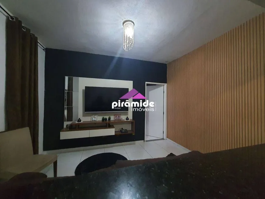 Foto 1 de Casa com 4 Quartos à venda, 196m² em Jardim Oriente, São José dos Campos