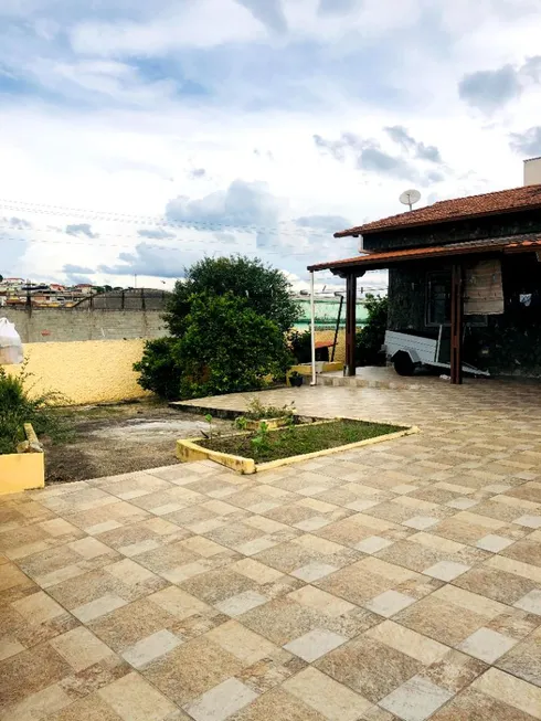 Foto 1 de Casa com 3 Quartos à venda, 300m² em São Joaquim, Contagem