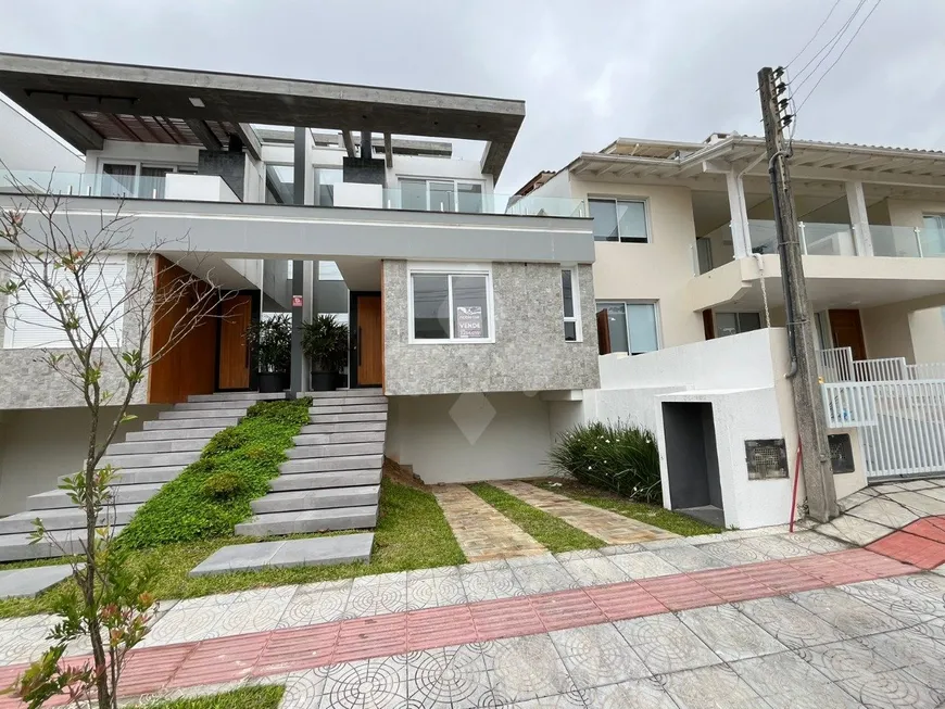 Foto 1 de Casa com 3 Quartos à venda, 180m² em Ferraz, Garopaba