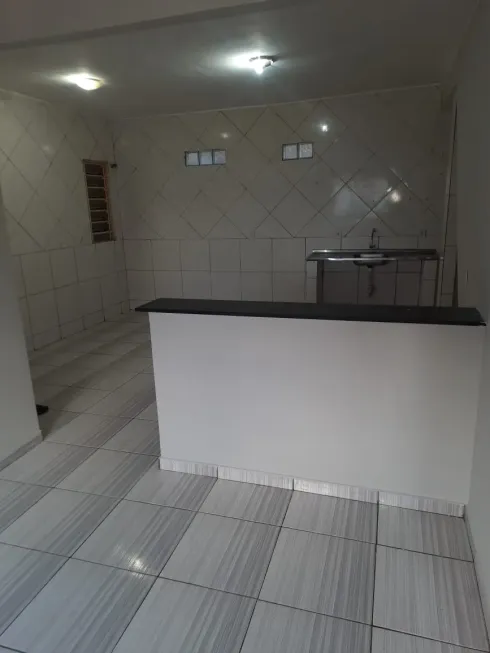 Foto 1 de Apartamento com 3 Quartos para alugar, 100m² em Recanto das Emas, Brasília