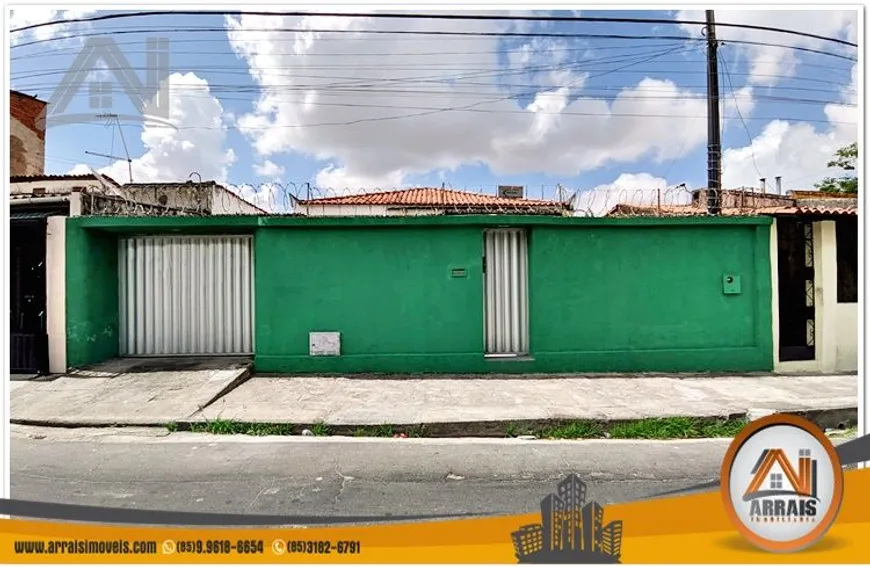 Foto 1 de Casa com 4 Quartos à venda, 340m² em Montese, Fortaleza
