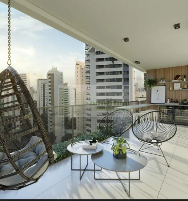 Foto 1 de Apartamento com 4 Quartos à venda, 160m² em Jaqueira, Recife