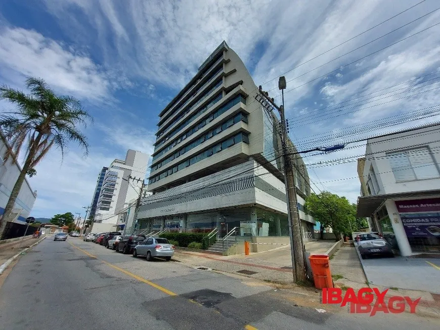 Foto 1 de Apartamento com 1 Quarto para alugar, 33m² em Agronômica, Florianópolis