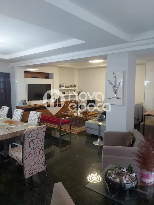 Foto 1 de Apartamento com 3 Quartos à venda, 182m² em Copacabana, Rio de Janeiro