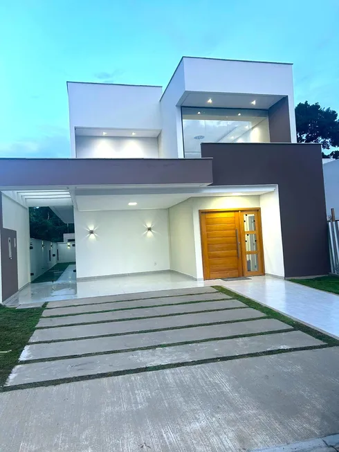 Foto 1 de Casa de Condomínio com 3 Quartos à venda, 194m² em Ponta Negra, Manaus