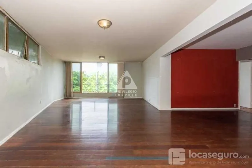 Foto 1 de Apartamento com 4 Quartos para alugar, 155m² em Leblon, Rio de Janeiro