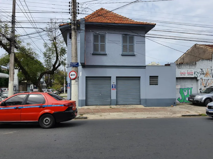 Foto 1 de Prédio Comercial para alugar, 370m² em Floresta, Porto Alegre