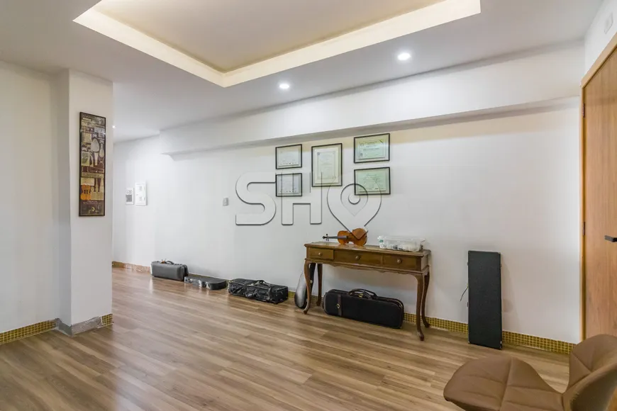 Foto 1 de Apartamento com 3 Quartos à venda, 236m² em Barra Funda, São Paulo