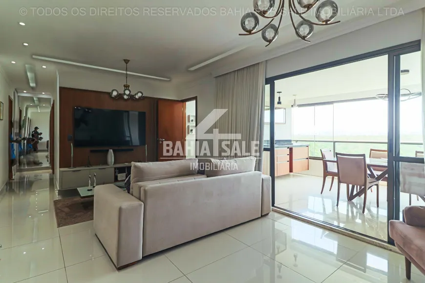 Foto 1 de Apartamento com 3 Quartos à venda, 155m² em Pituaçu, Salvador