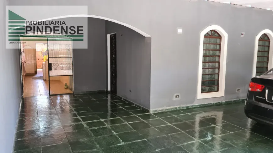 Foto 1 de Casa com 3 Quartos à venda, 250m² em Conjunto Habitacional Terra dos Ipes I Norte, Pindamonhangaba