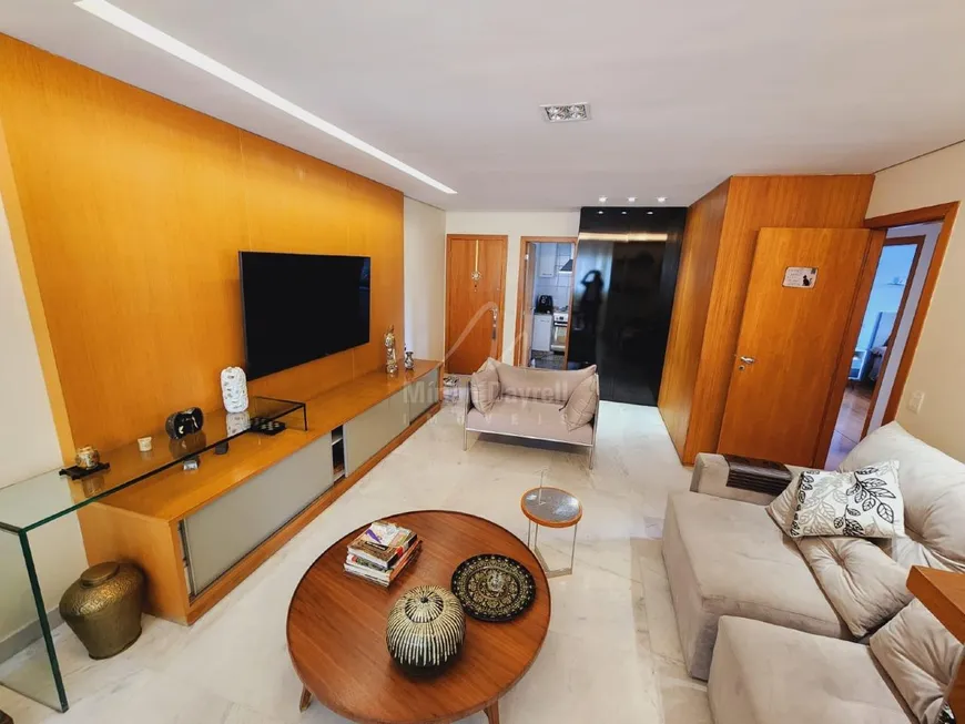 Foto 1 de Apartamento com 3 Quartos para alugar, 105m² em Santo Agostinho, Belo Horizonte