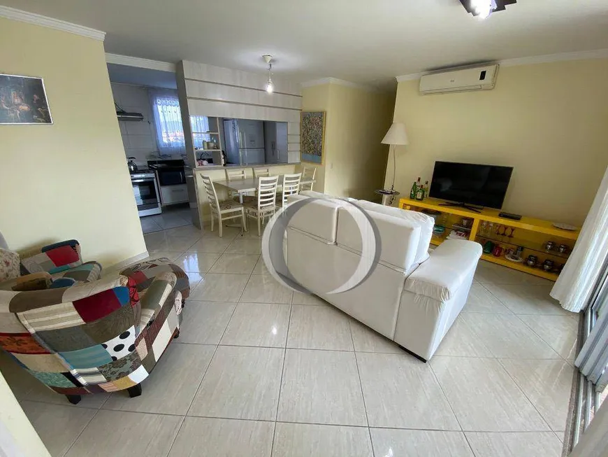 Foto 1 de Apartamento com 3 Quartos à venda, 95m² em Enseada, Guarujá