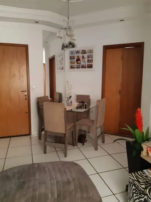 Foto 1 de Apartamento com 3 Quartos à venda, 75m² em Vila Molon, Americana