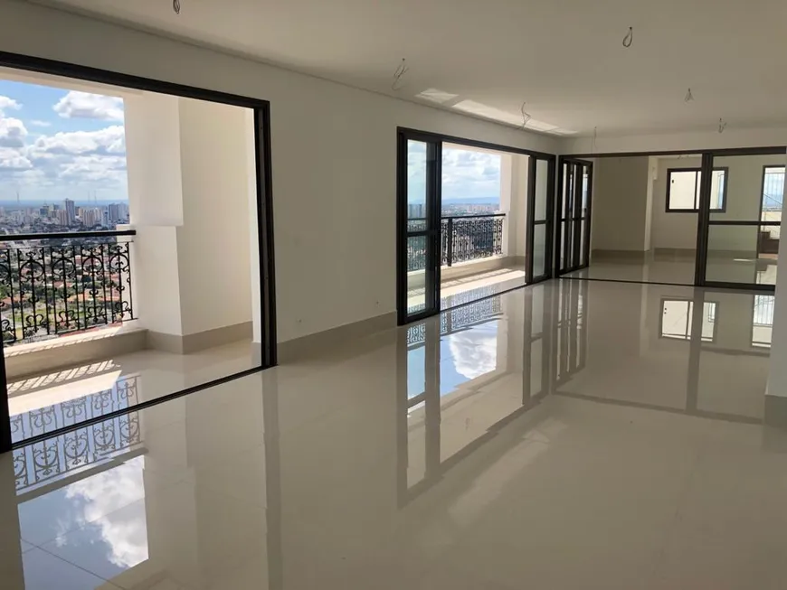 Foto 1 de Apartamento com 4 Quartos à venda, 360m² em Jardim das Américas, Cuiabá