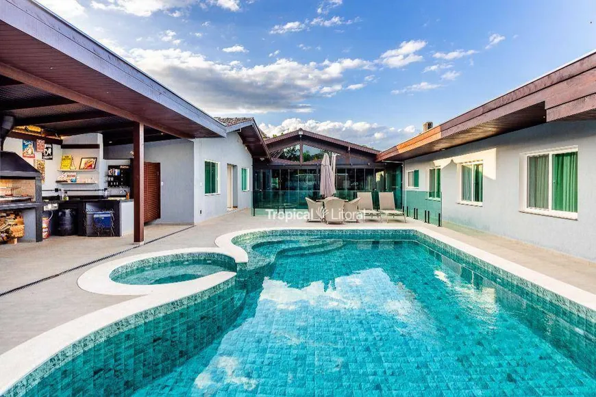 Foto 1 de Casa com 4 Quartos à venda, 420m² em Água Verde, Blumenau