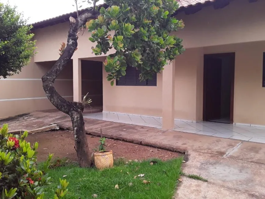 Foto 1 de Casa com 3 Quartos para alugar, 90m² em Santa Cruz, Cuiabá