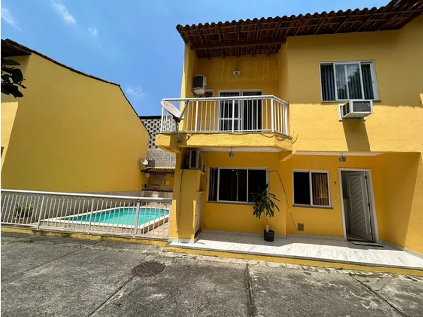 Foto 1 de Casa com 3 Quartos à venda, 100m² em Taquara, Rio de Janeiro