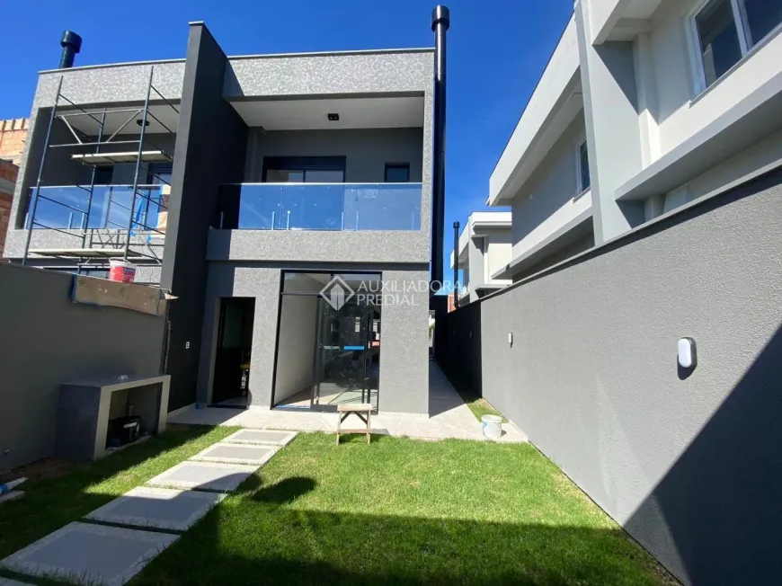 Foto 1 de Sobrado com 3 Quartos à venda, 162m² em Ingleses do Rio Vermelho, Florianópolis