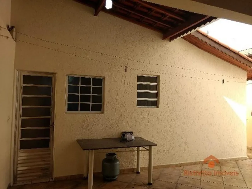 Foto 1 de Casa com 2 Quartos à venda, 120m² em Metalúrgicos, Osasco