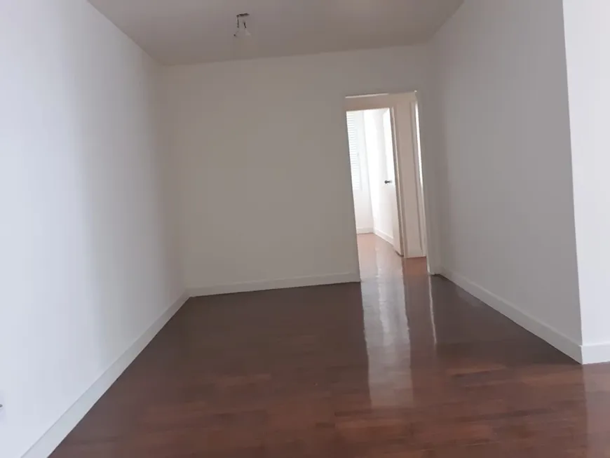 Foto 1 de Apartamento com 3 Quartos para venda ou aluguel, 130m² em Jardim Paulista, São Paulo