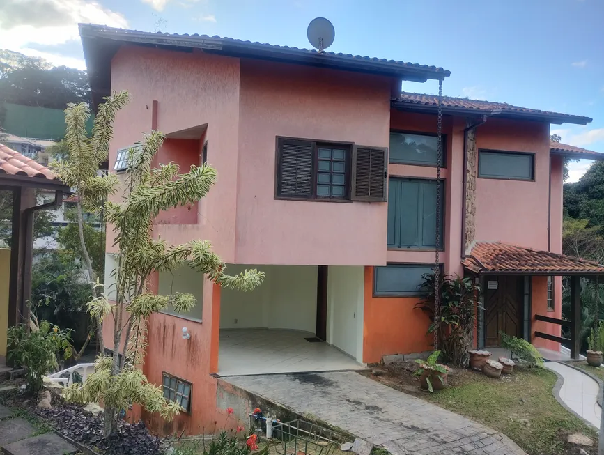 Foto 1 de Casa de Condomínio com 4 Quartos à venda, 277m² em Badu, Niterói