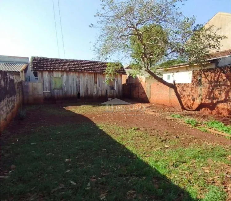 Foto 1 de Lote/Terreno à venda, 250m² em Pinheiro, Ibiporã