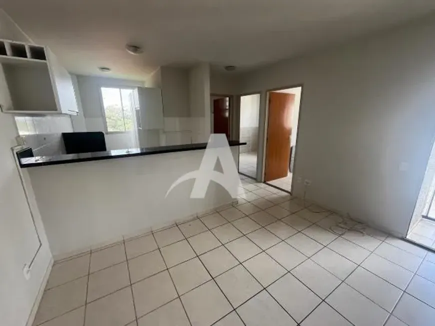 Foto 1 de Apartamento com 2 Quartos para alugar, 46m² em Mansorur, Uberlândia