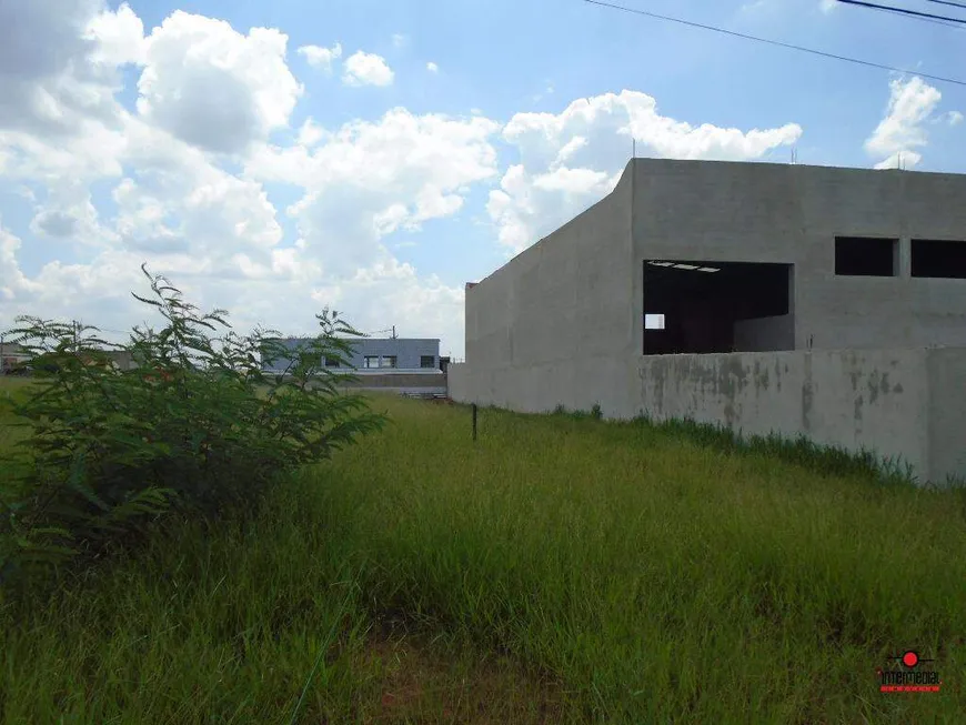 Foto 1 de Lote/Terreno à venda, 750m² em Água Branca, Boituva